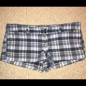 A&F plaid shorts